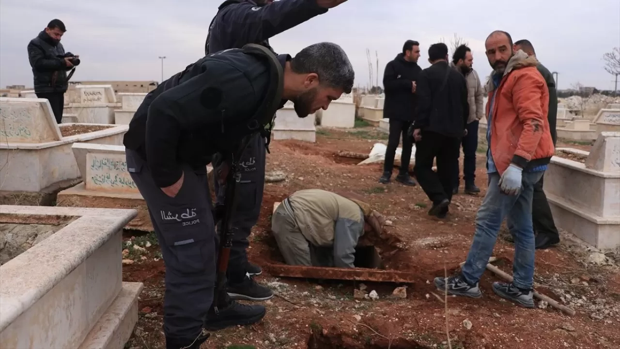 Halep'te Toplu Mezar Bulundu: Rejim Kurbanlarına Ait Ceset Kalıntıları Ortaya Çıktı