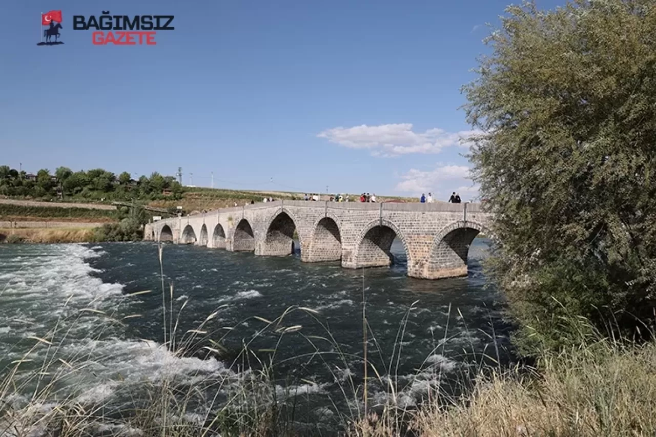 Diyarbakır Muş Arası Otobüsle, Arabayla Kaç Km, Kaç Saat sürüyor?