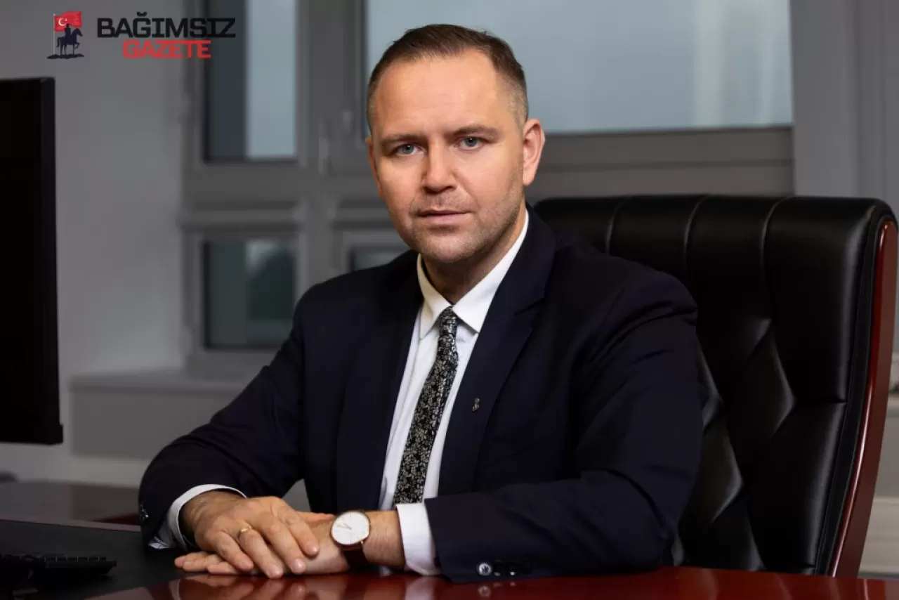 Karol Nawrocki, Polonya Cumhurbaşkanlığı Seçimini %50,89 Oyla Kazandı.