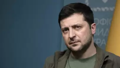 Zelenskiy Askeri Komuta Kademesinde Değişiklik Yaptı